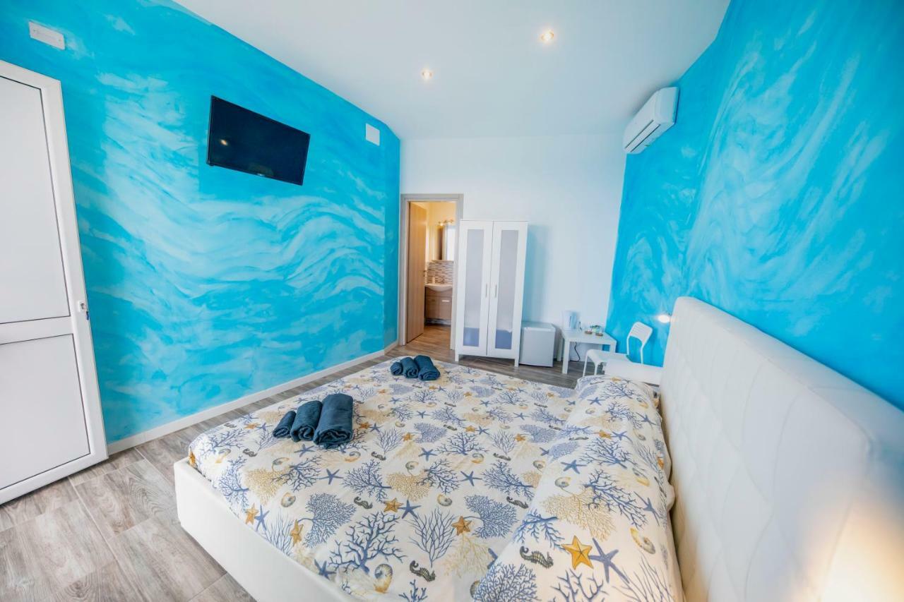 Borgo Marino Suite B&B Cefalu Bagian luar foto